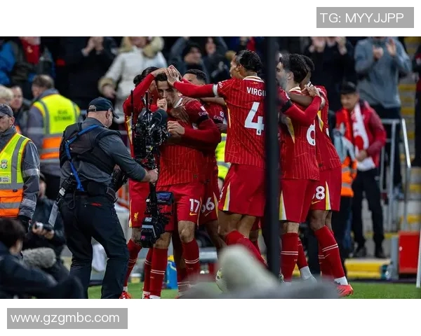 利物浦与狼队激战在即谁能在英超赛场中笑到最后